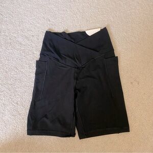 Aerie crossover bike shorts